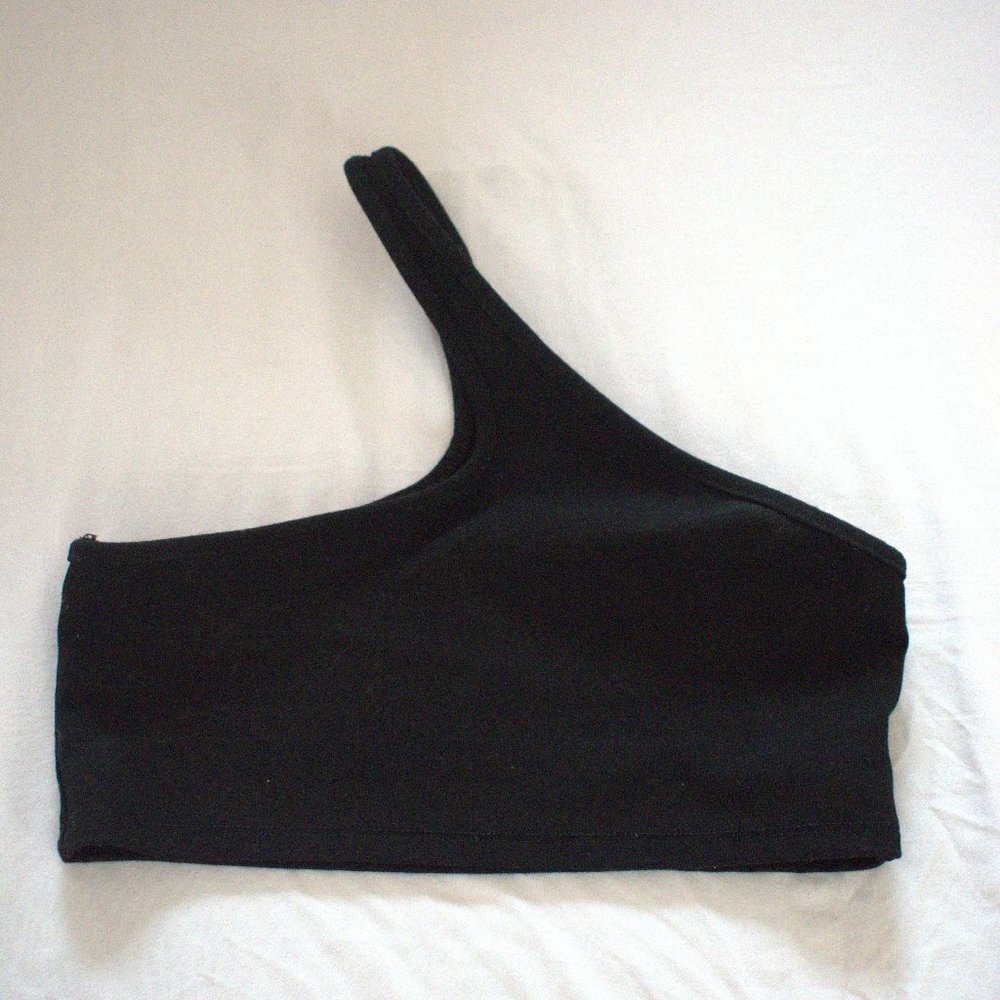 Adika Raven Top